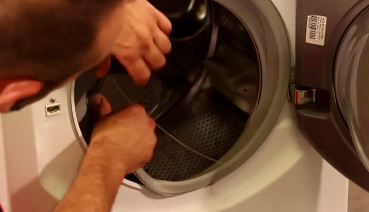 nettoyer-durite Accéder et nettoyer la durite