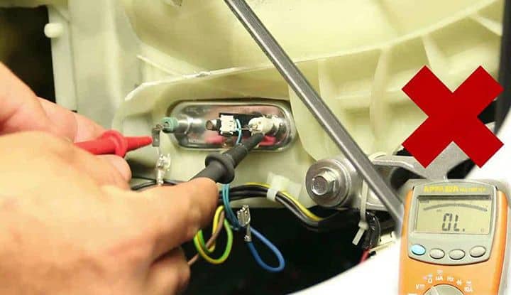 tester-isolation-resistance-multimetre Vérifier que la nouvelle résistance est bien isolée